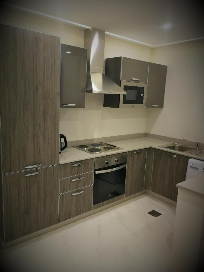 Infinity Juffair Suites Manama Exterior photo